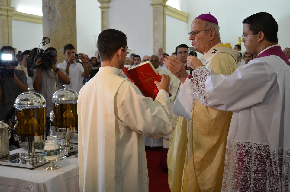 Homilia da Missa do Crisma – Dom Fernando Saburido