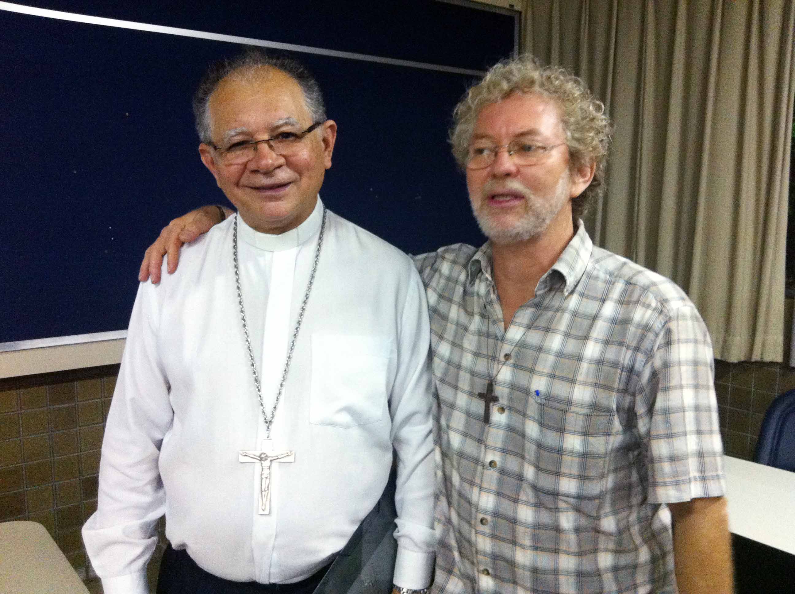 Dom Genival ministra palestra sobre a Conjuntura atual da Igreja no Brasil