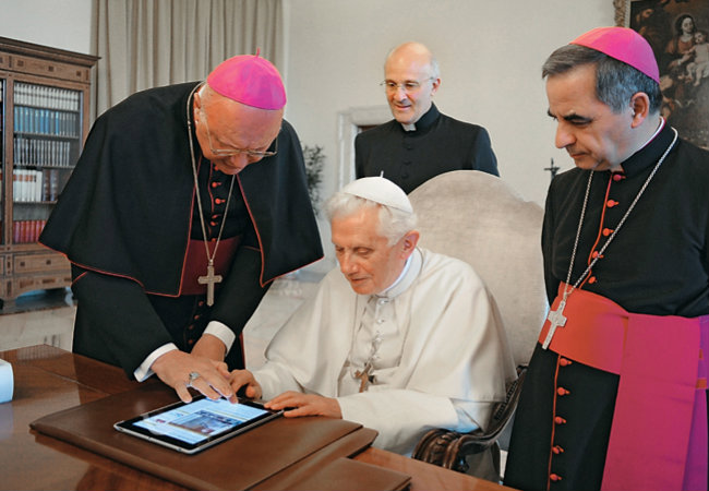papanotwitter