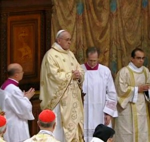papaFranciscoprimamissa