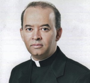 monsenhor. Jos Carlos