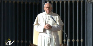 papa_catequese_santidade