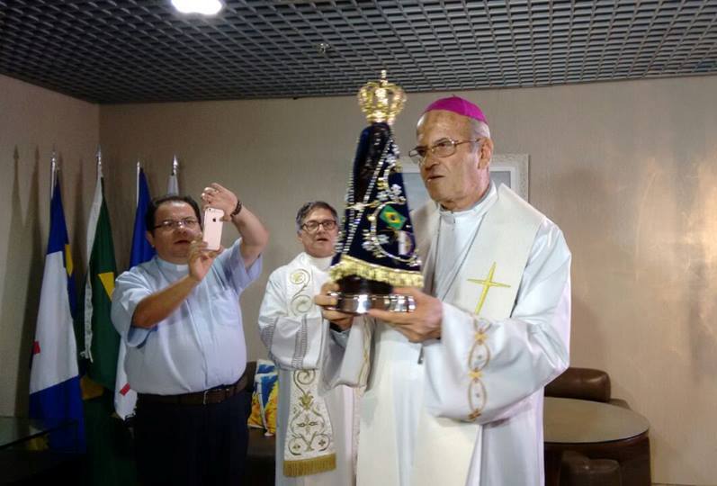 A imagem de Nossa Senhora Aparecida chega em Recife 4