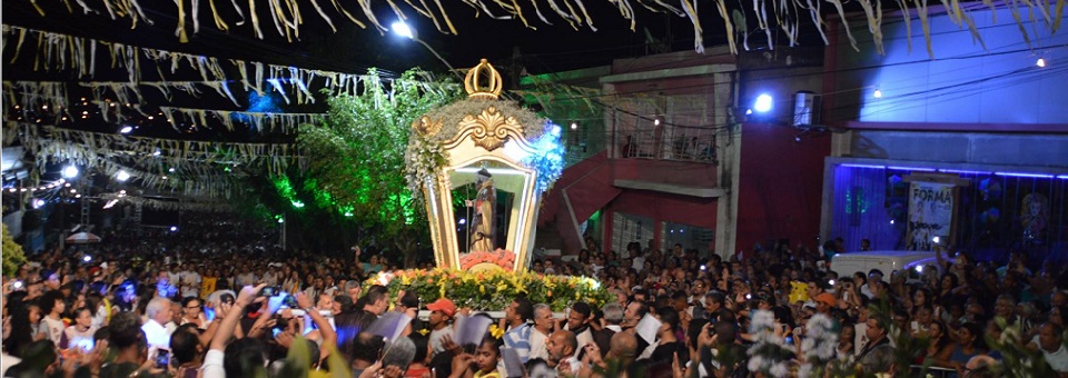Festa do Glorioso Santo Amaro enche de fiéis as ruas de Jaboatão dos Guararapes