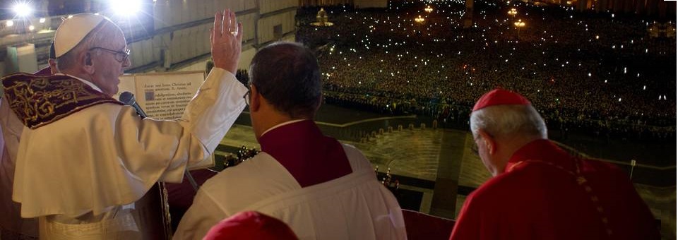 Quarto ano de Pontificado: “Rezem por mim”