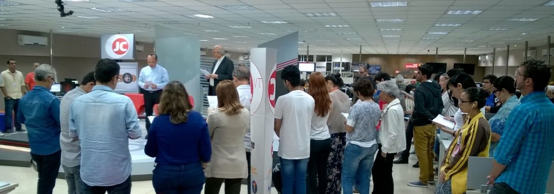 Arcebispo visita redações dos veículos de comunicação pelo 51° Dia Mundial das Comunicações Sociais