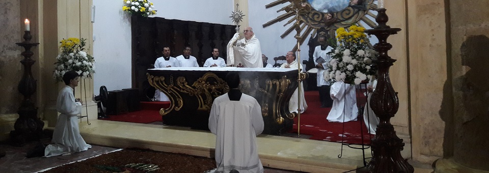 Arcebispo celebra Corpus Christi em Olinda