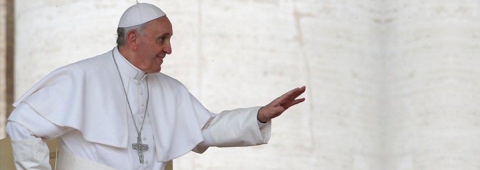 Papa Francisco pede a parlamentares católicos que leis construam pontes em favor dos indefesos