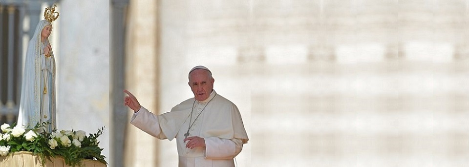 Papa: Maria nos capacita a atravessar com fé os momentos dolorosos