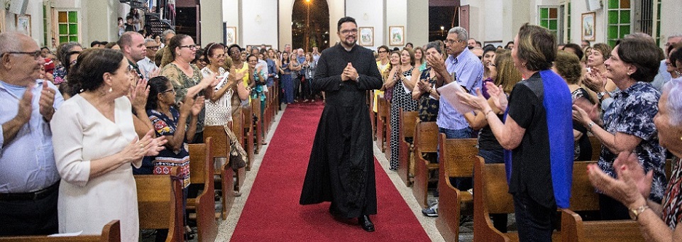 Paróquia de Casa Forte tem novo Administrador Paroquial
