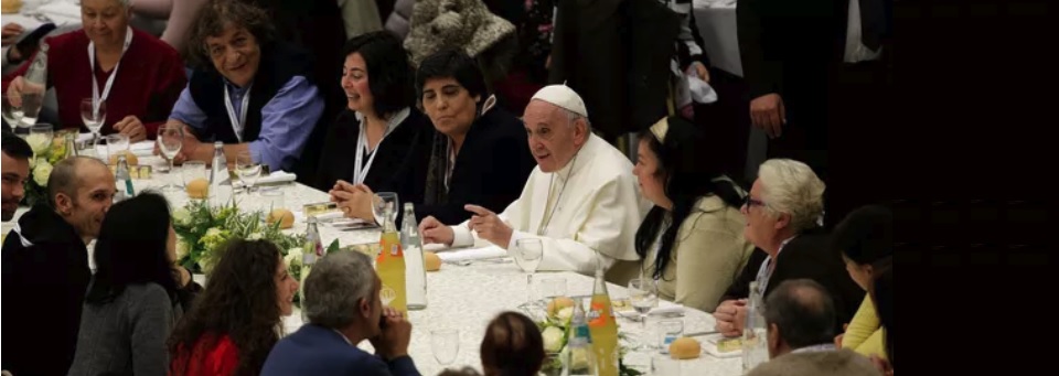 Papa Francisco almoça com 1.500 pobres no domingo