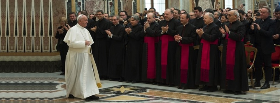 Papa Francisco pede consolação pastoral no processo matrimonial da Igreja