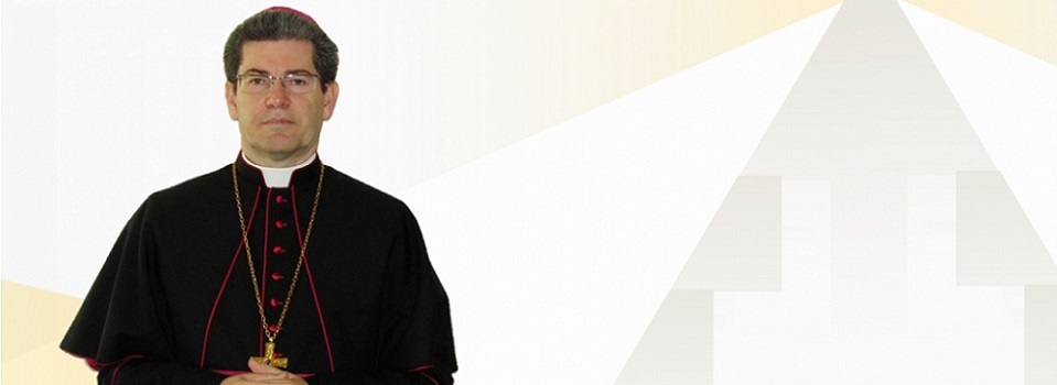 Papa Francisco transfere bispo de Vitória (ES) para Bauru (SP)