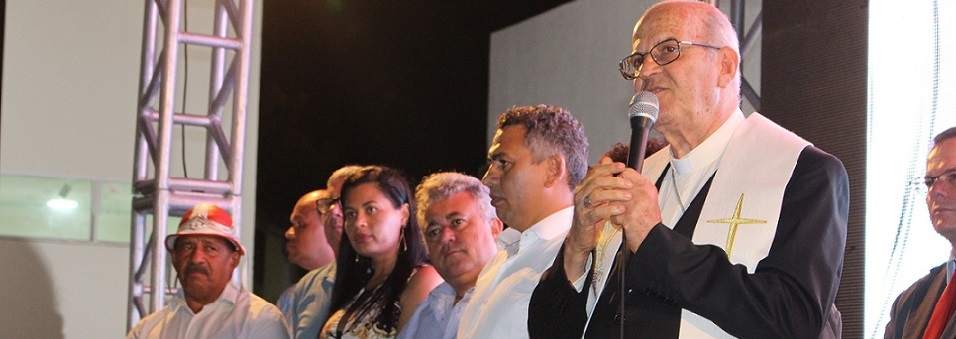 Dom Fernando leva bênção inaugural à nova sede da Fetape no Recife