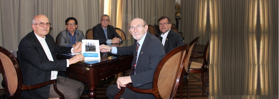 Arcebispo recebe visita da Comissão de Direitos Humanos do TJPE