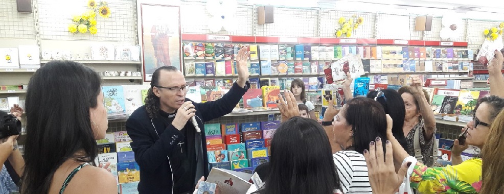 CD e livro “A força da Oração” indicam caminhos para fiéis crescerem na fé