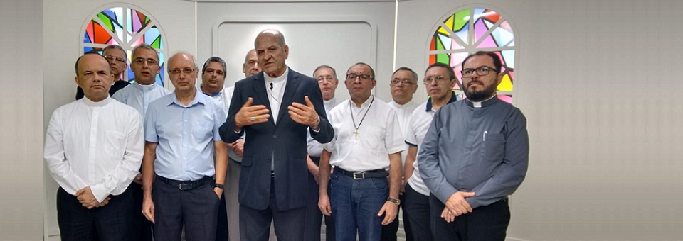 Arcebispo e vigários episcopais convocam para rezar pela não aprovação do aborto