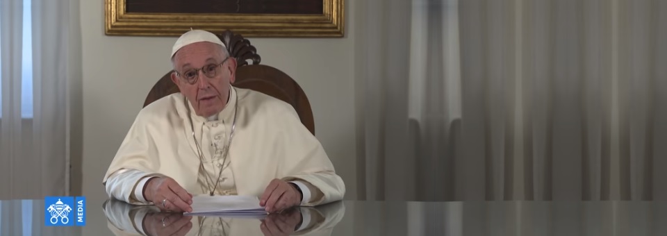 Papa Francisco envia mensagem às famílias antes de sua viagem à Irlanda