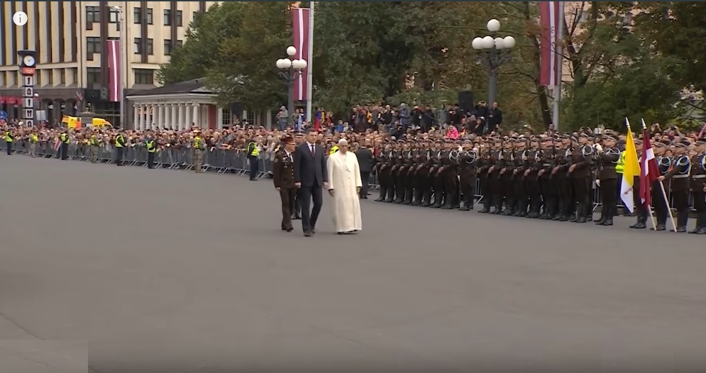 Papa convida povo estoniano a valorizar suas lutas pela liberdade
