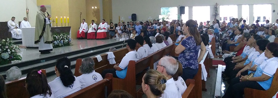 No dia da padroeira do Brasil, dom Fernando participa de celebrações em Jussaral e no Ipsep