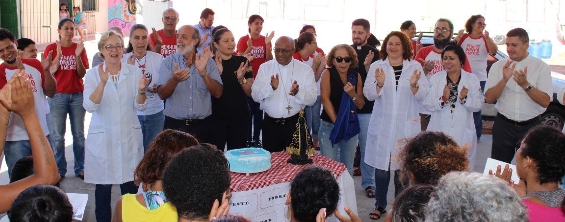 Dom Limacêdo visita colônia penal feminina do Bom Pastor no aniversário da Cáritas