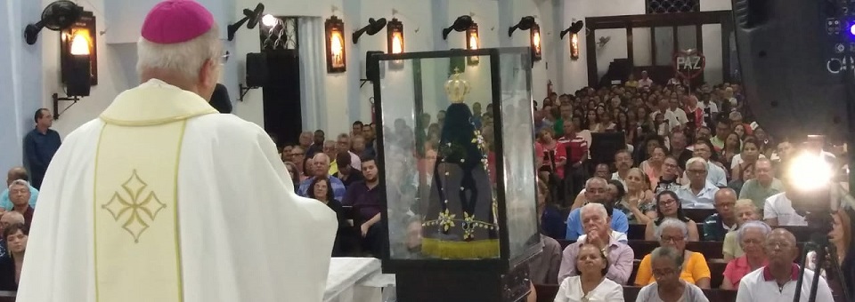 Dom Fernando preside missa da Vigília de Natal no Santuário Arquidiocesano de Fátima