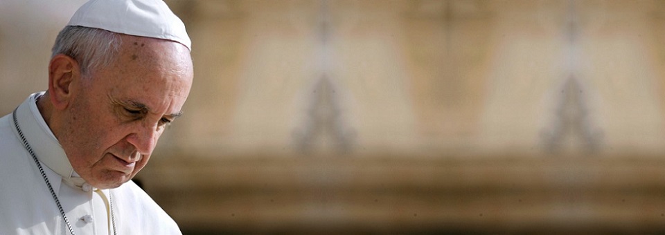 Papa reza pelos feridos de Suzano e concede aos enlutados sua benção