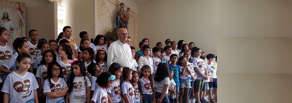 Paróquia São Lucas recebe Visita Pastoral do arcebispo dom Fernando Saburido