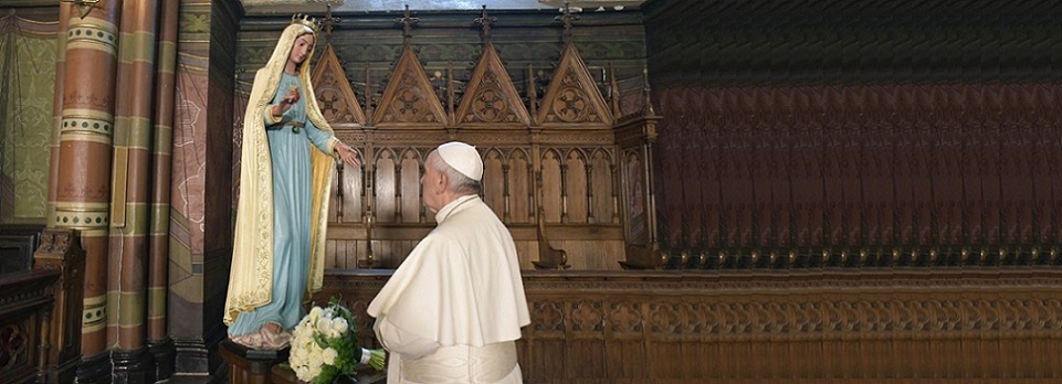 Papa Francisco convida a rezar o Terço pela Igreja e pela paz no mundo