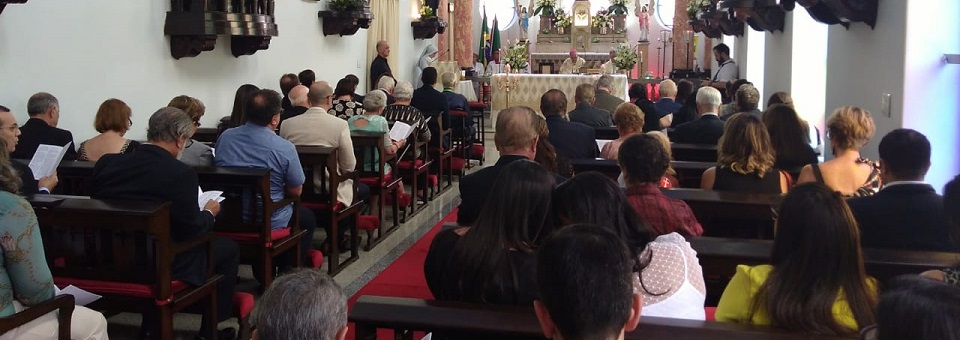 Dom Fernando celebra missa em ação de graças pelos 164 anos do Hospital Português