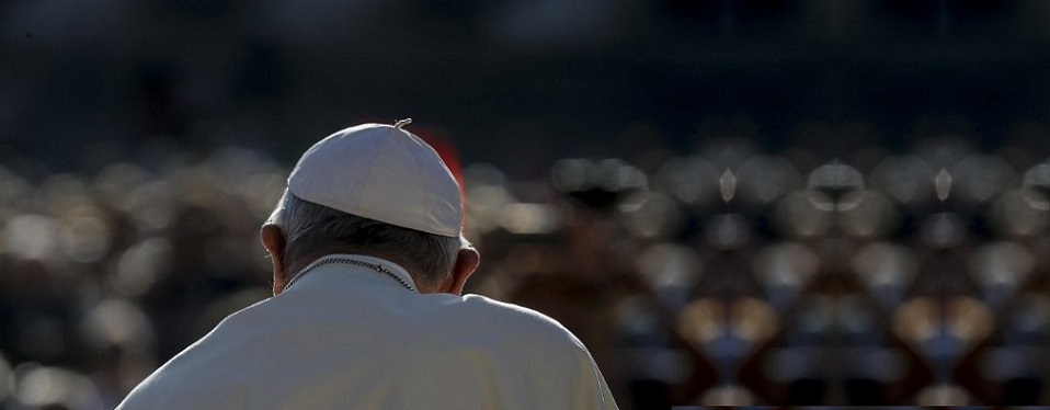 Artigo do Papa adverte que é urgente rever os critérios da vida para salvar a vida na Terra