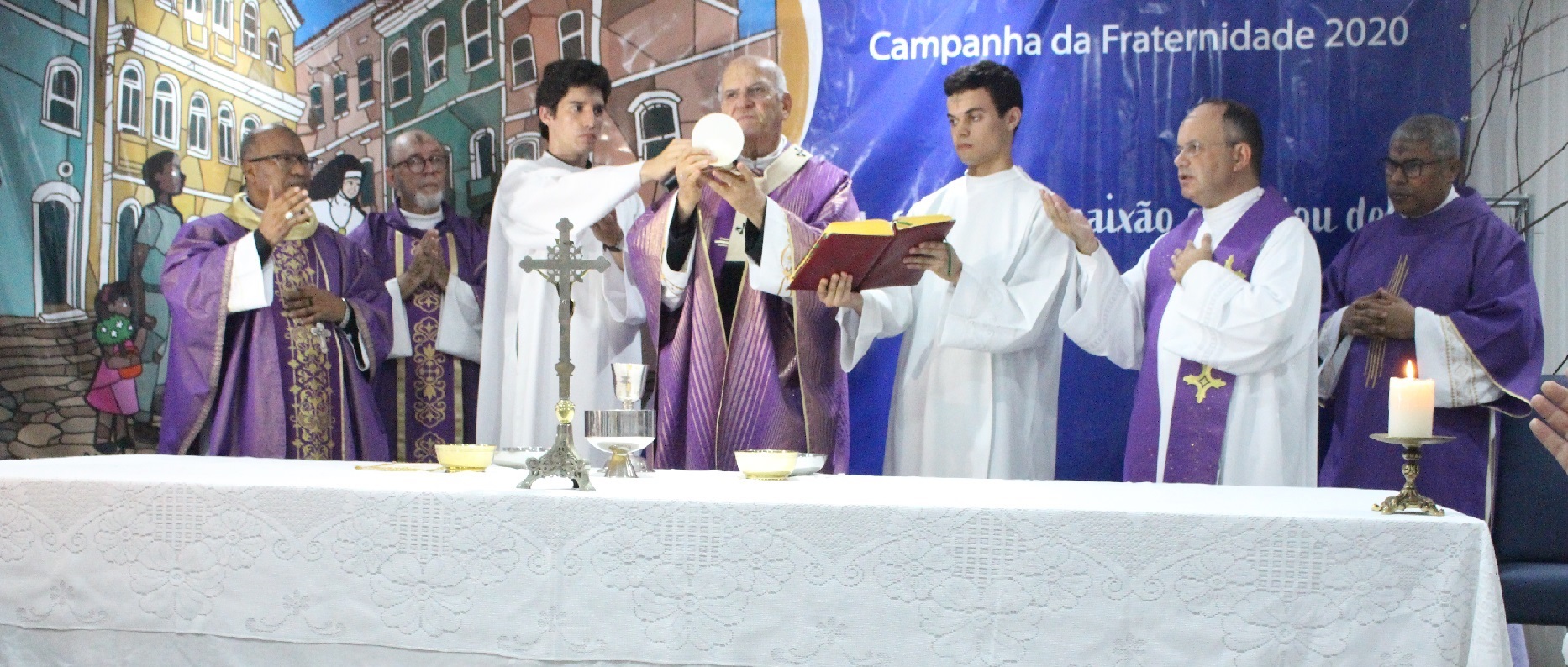 Abertura da Campanha da Fraternidade envolve fiéis e clero