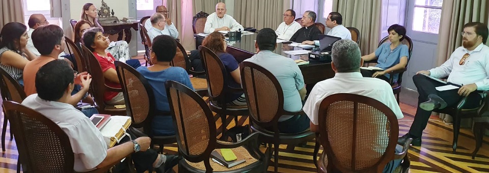 Dom Fernando pede envolvimento de religiosos e religiosas no Congresso Eucarístico Nacional