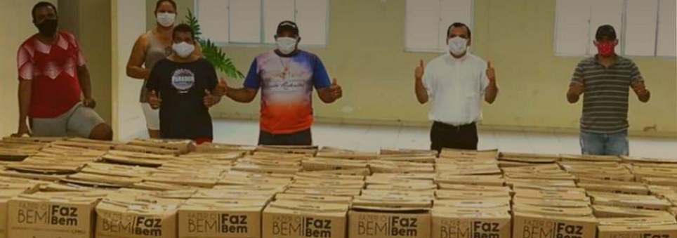 Projeto da Paróquia do Jordão distribui 18 toneladas de alimentos