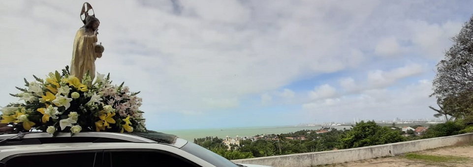 Olinda celebra o padroeiro Santíssimo Salvador com missa na catedral