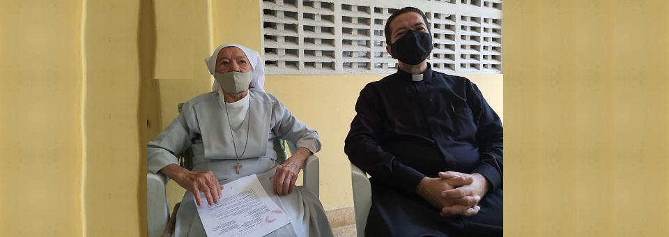 Reitor do seminário celebra os 100 anos de sua catequista