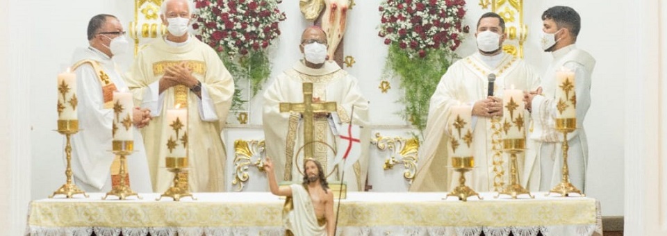 Pontezinha comemora aniversário de ordenação dos padres Thiago da Luz e Cláudio Sartori