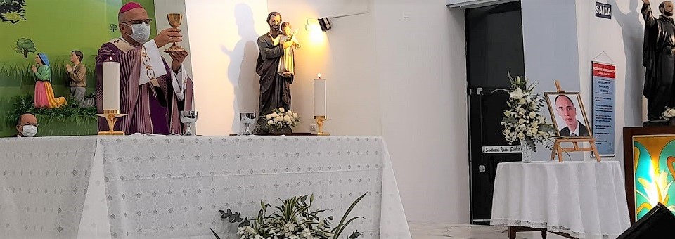 “Seu maior título foi o de cristão batizado”, disse arcebispo na missa de 7º dia de Marco Maciel