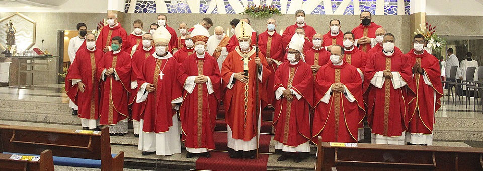 Arquidiocese celebra pastoreio de Dom Fernando Saburido