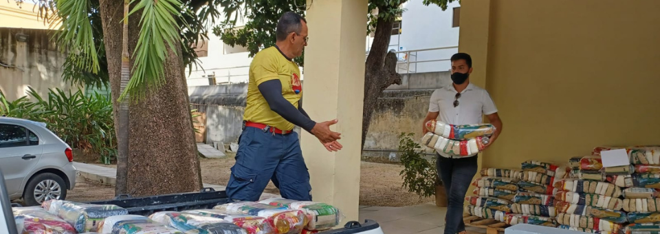 Arquidiocese recebe doação de 6 toneladas de alimentos