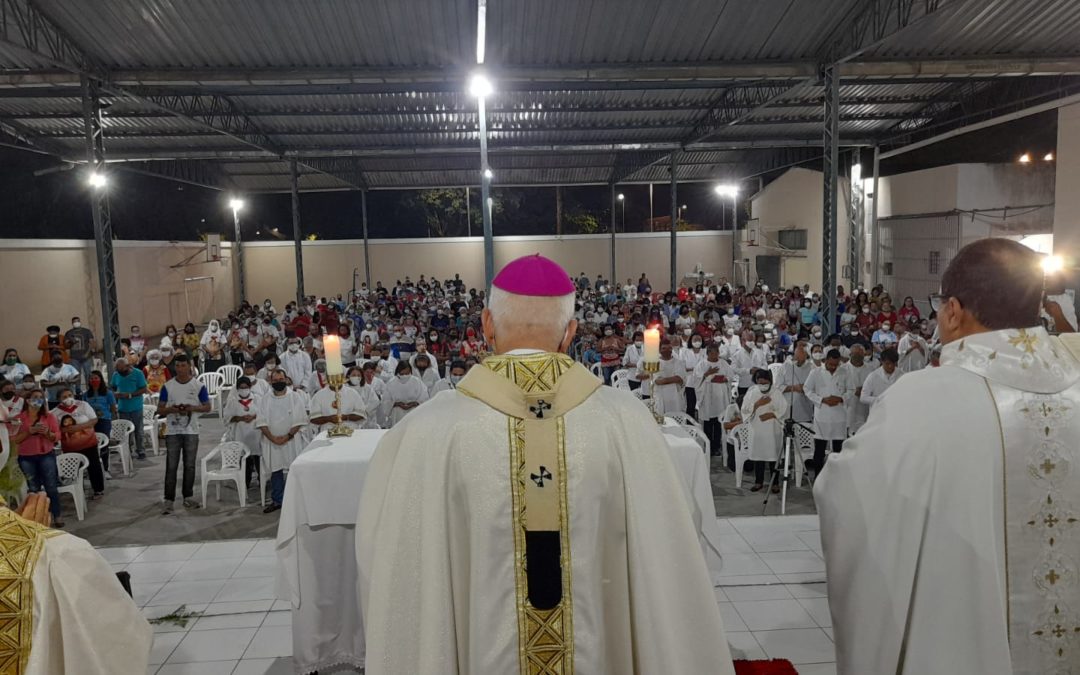 Vicariatos se unem em oração pelo 18º Congresso Eucarístico Nacional em dia de adoração ao Santíssimo Sacramento