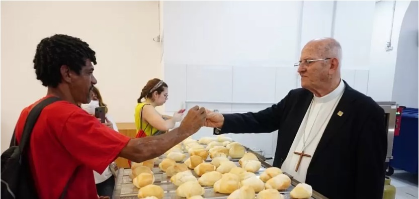 Casa do Pão, legado do 18º Congresso Eucarístico Nacional, é espaço de apoio à população sem situação de rua em Recife