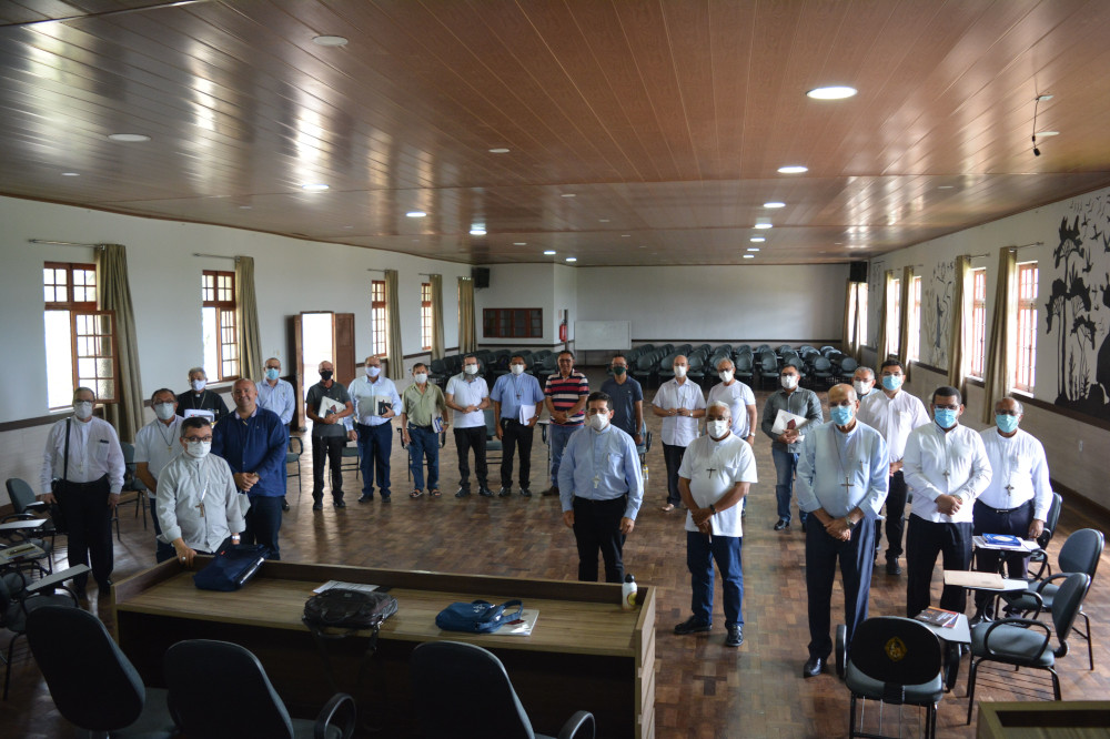 Bispos e coordenadores diocesanos da CNBB NE2 se encontram para avaliação e planejamento pastoral