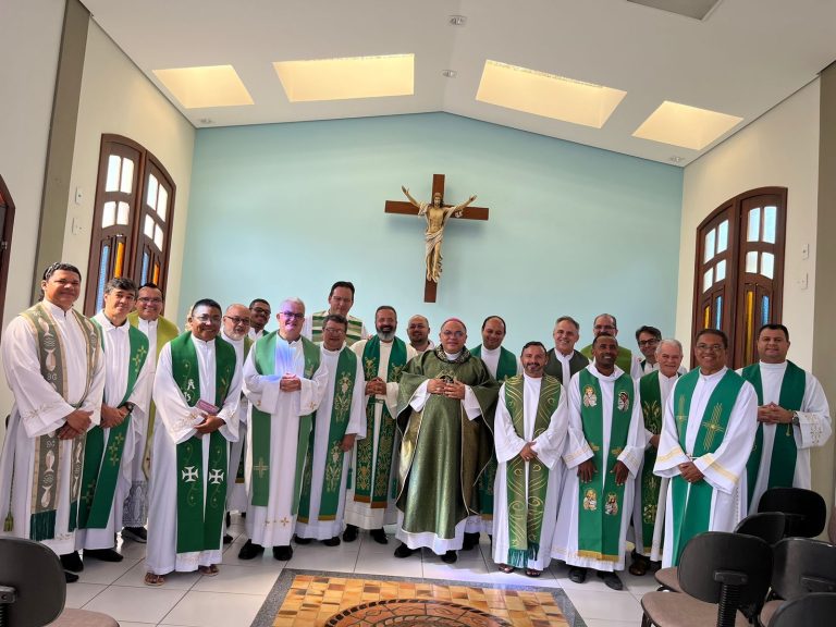 Comissão nacional de presbíteros se reúne em Salvador, na Bahia, com representantes dos regionais da CNBB