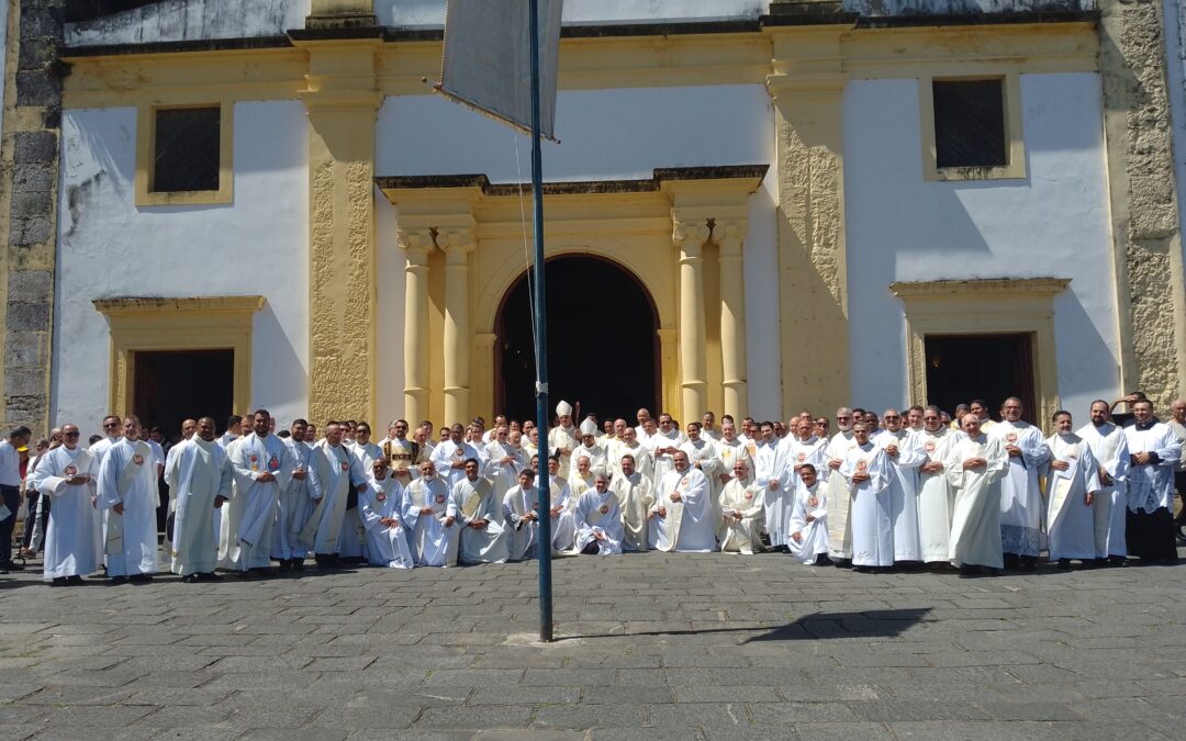 Mensagem oficial de dom Fernando Saburido por ocasião de sua despedida oficial. Leia na íntegra