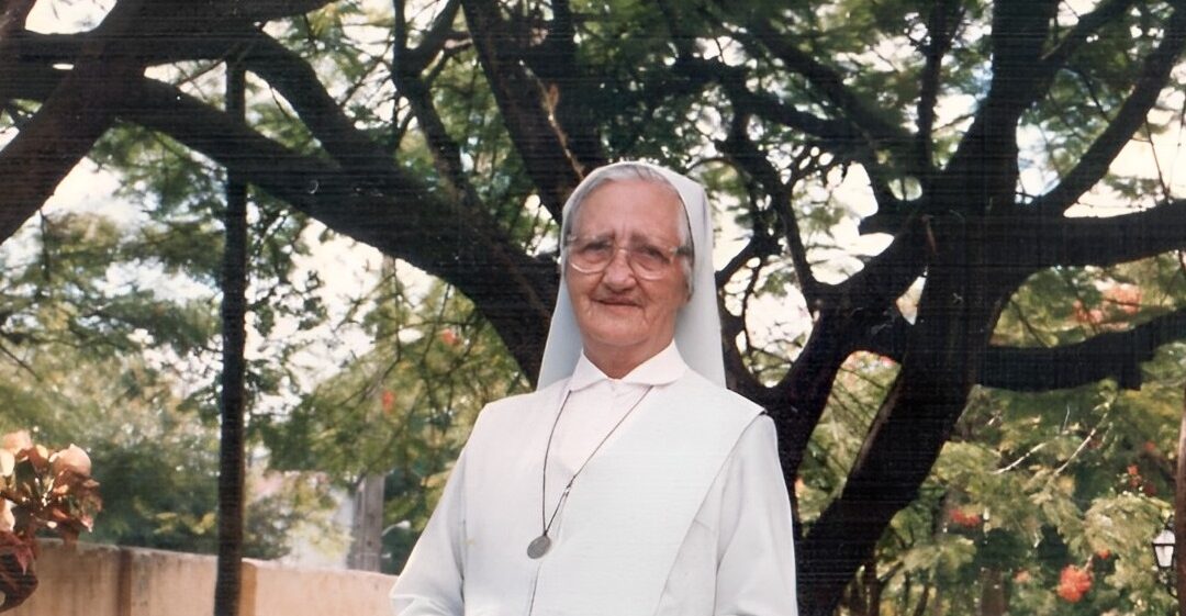 Dom Paulo Jackson celebra missa em 9 de outubro pelos 10 anos de morte de irmã Adélia