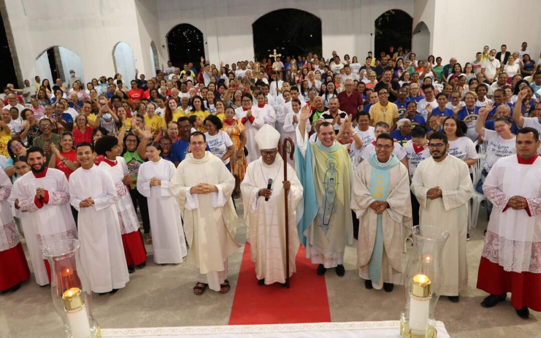 Paróquia do Jordão homenageia dom Limacêdo durante festa do padroeiro
