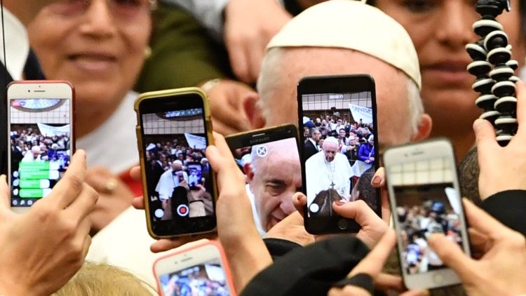 Em mensagem para o Dia Mundial da Paz, Papa Francisco pede que a inteligência artificial esteja a serviço da fraternidade
