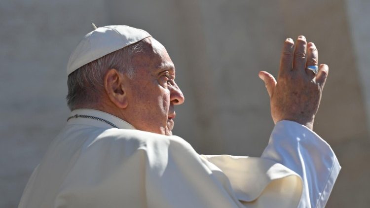 O Papa: um documento sobre o Sagrado Coração de Jesus, para um mundo que parece sem coração