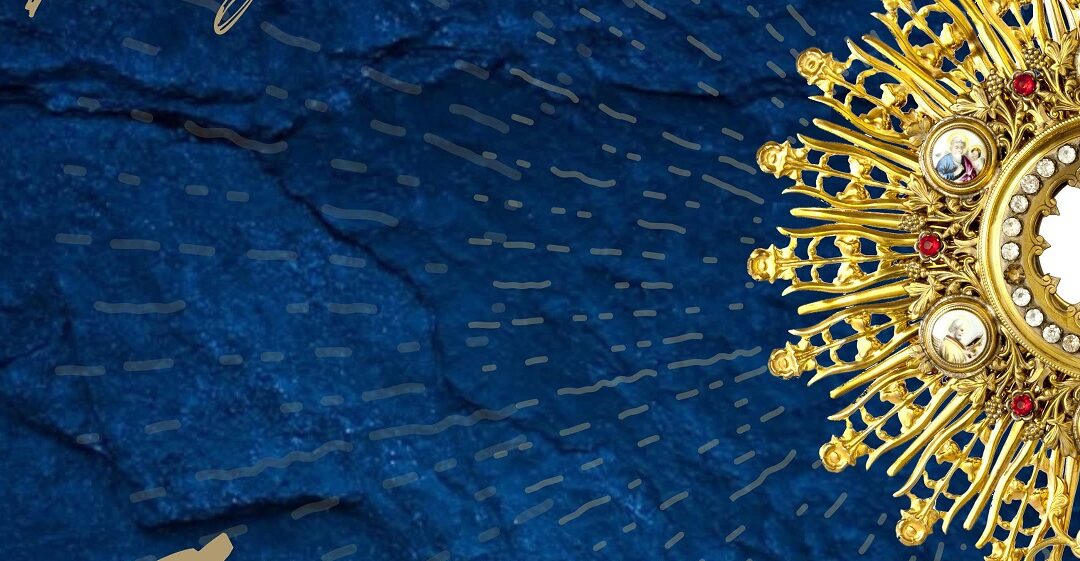 Dom Paulo Jackson celebra Solenidade de Corpus Christi na matriz do Espinheiro. Veja aqui horários e locais da celebração em outras paróquias.